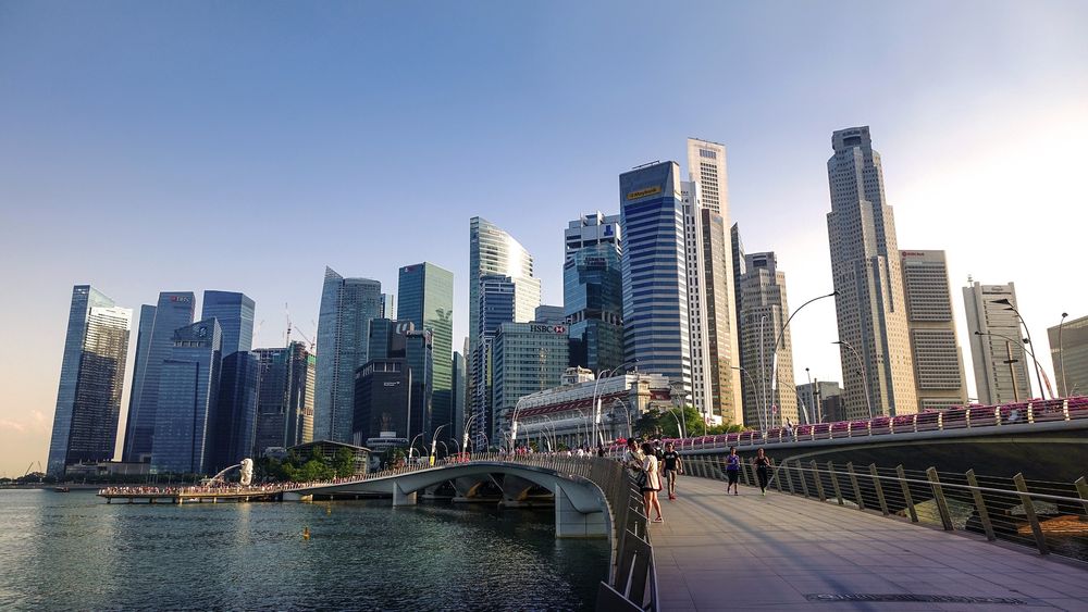inspitrip countries for american to live singapore