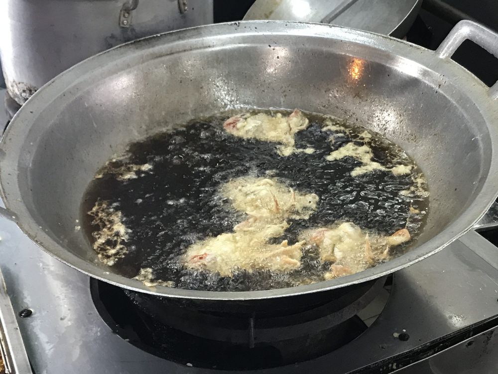 local food tour in saigon