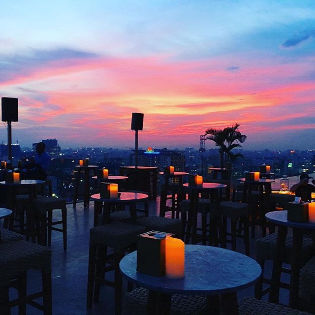 Image courtesy by @hassanben ho chi minh rooftop bar